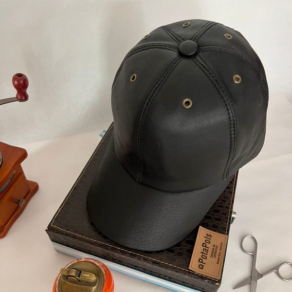 Cap Cuero Black AR