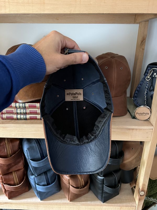 Cap Límited Collection Azul - Image 3