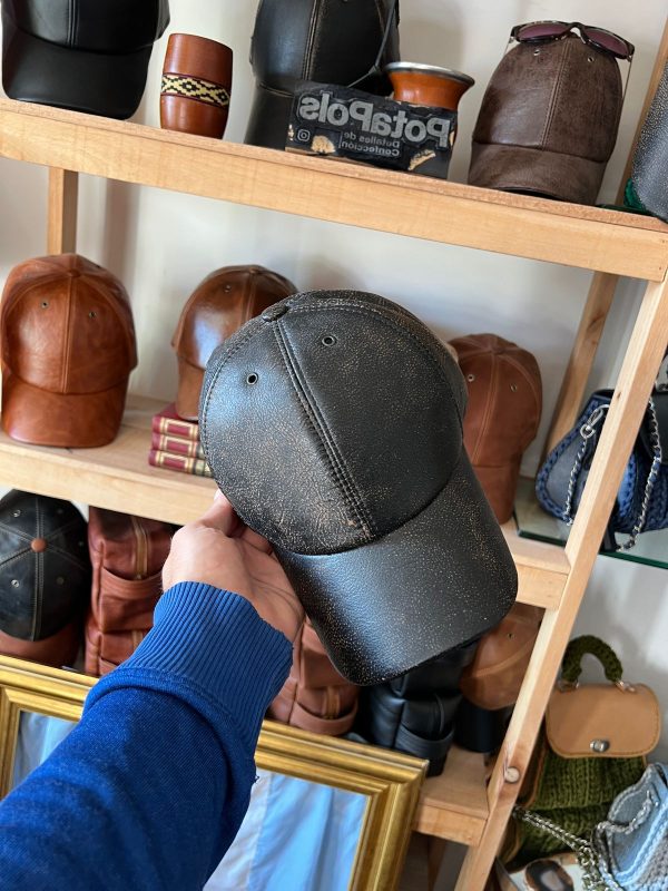 Cap Negro Percutido