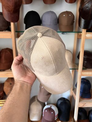 Cap Bridgerton beige aireada