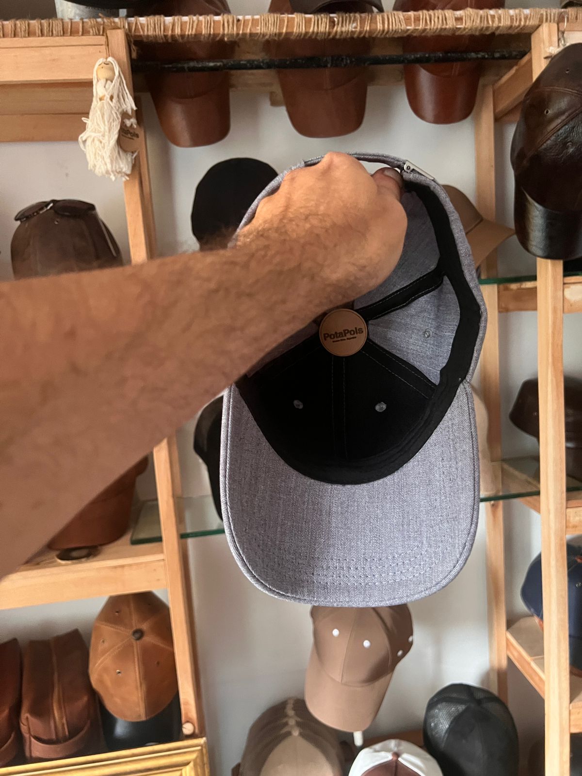 Cap Italy hilo gris - Image 3